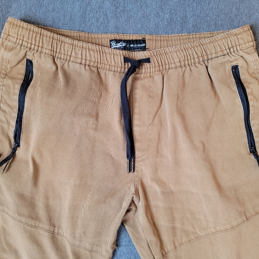 Mens Brooklyn Khaki Joggers